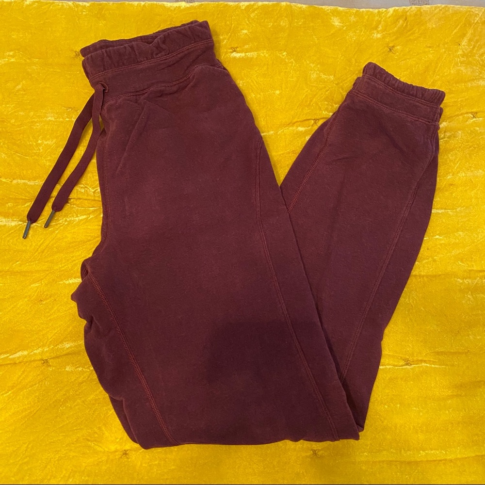Lululemon joggers